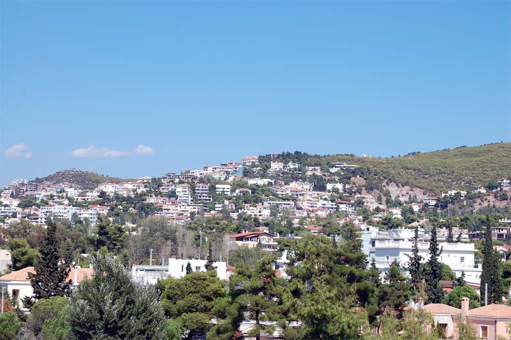 Зеленый престижный район на севере Афин